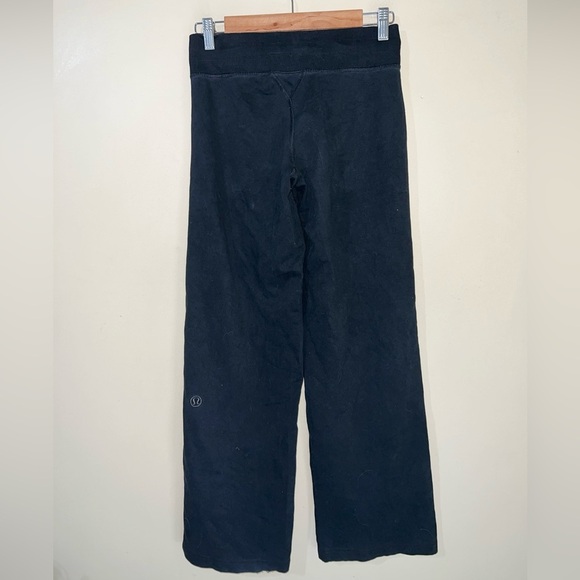 Lululemon Bootcut Yoga Pants Black Size 4 - Picture 3 of 4
